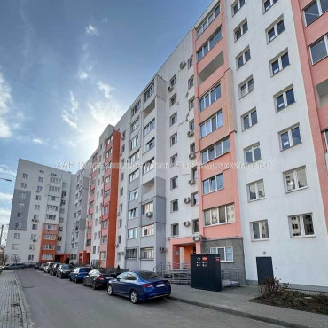 Продам квартиру, Мира ул. , 2  ком., 58 м², без внутренних работ 