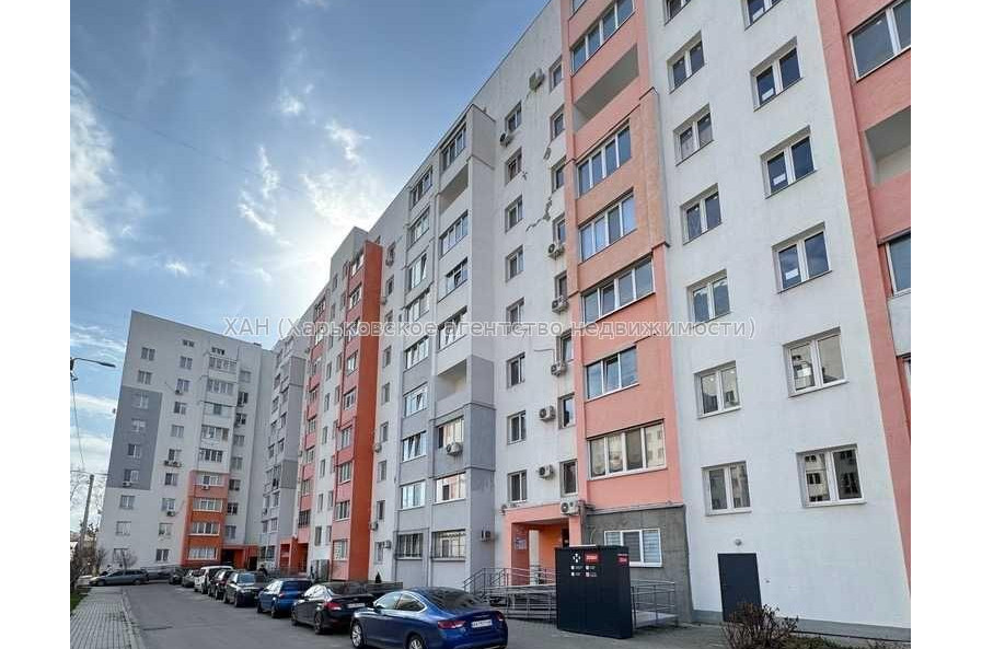 Продам квартиру, Мира ул. , 2  ком., 58 м², без внутренних работ 