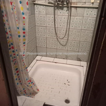 Продам квартиру, Ощепкова Андрея ул. , 1  ком., 20 м², советский ремонт 