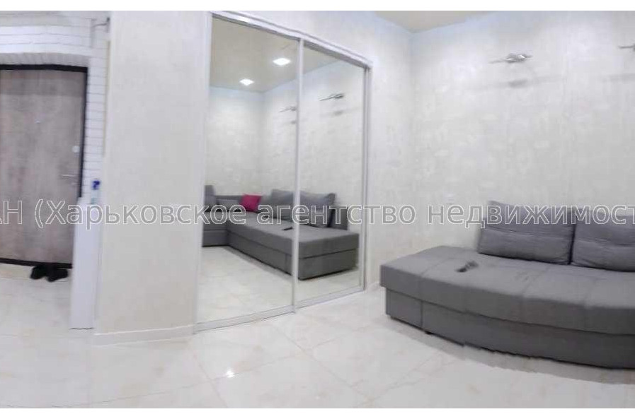 Продам квартиру, Мирная ул. , 2  ком., 60 м², евроремонт 