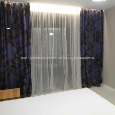 Продам квартиру, Мирная ул. , 2  ком., 60 м², евроремонт 