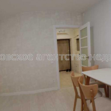 Продам квартиру, Мирная ул. , 2  ком., 60 м², евроремонт 