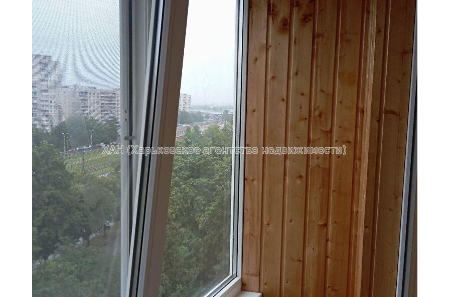 Продам квартиру, Академика Павлова ул. , 1 кім., 33 м², косметический ремонт 