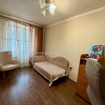 Продам квартиру, 3  ком., 60 м², советский ремонт 