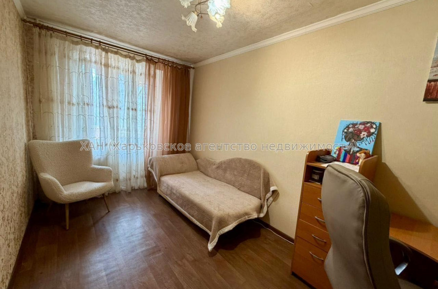 Продам квартиру, 3  ком., 60 м², советский ремонт 