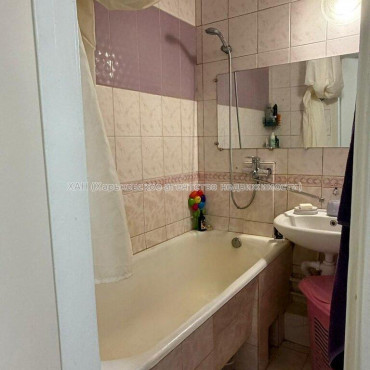 Продам квартиру, Европейская ул. , 3  ком., 60 м², советский ремонт 