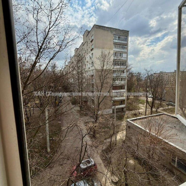 Продам квартиру, Европейская ул. , 3  ком., 60 м², советский ремонт 