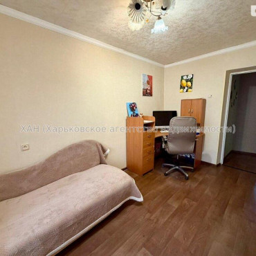 Продам квартиру, Европейская ул. , 3  ком., 60 м², советский ремонт 