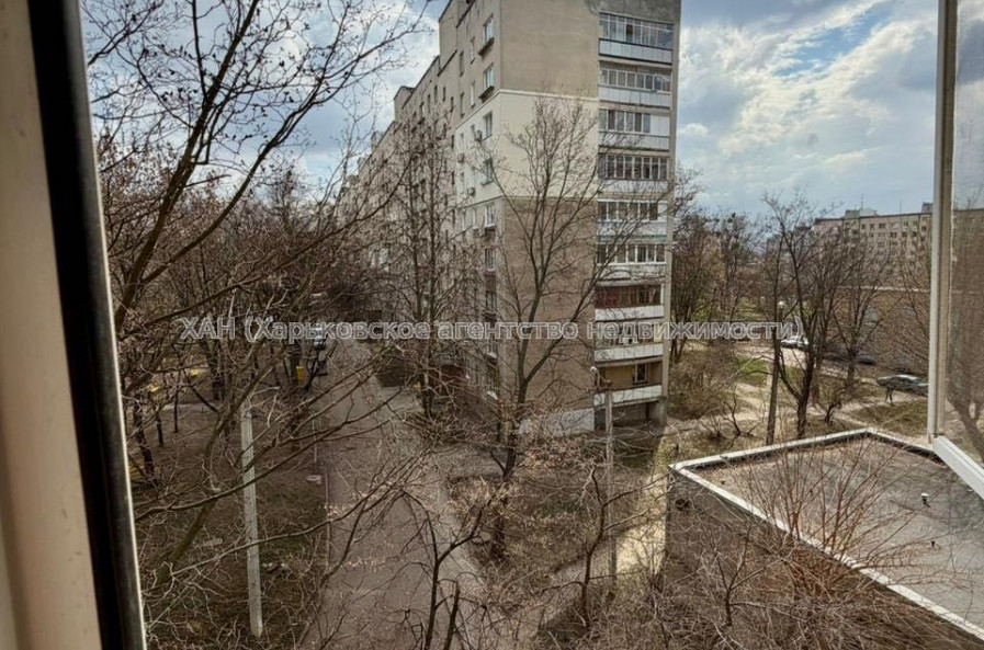 Продам квартиру, 3  ком., 60 м², советский ремонт 