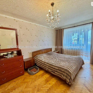 Продам квартиру, Европейская ул. , 3  ком., 60 м², советский ремонт 