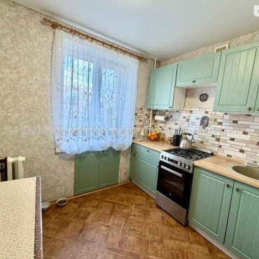 Продам квартиру, Европейская ул. , 3  ком., 60 м², советский ремонт 