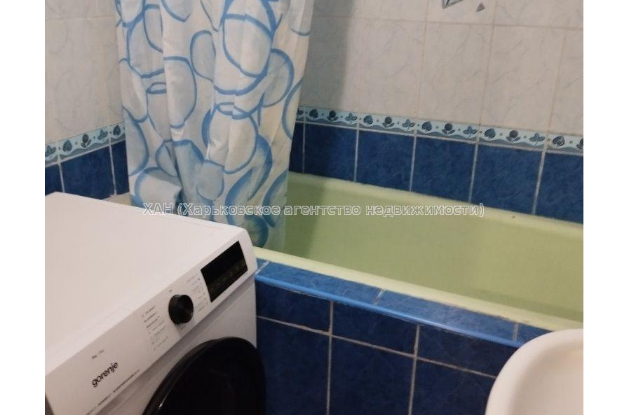 Продам квартиру, Титаренковский пер. , 2 кім., 50 м², косметический ремонт 