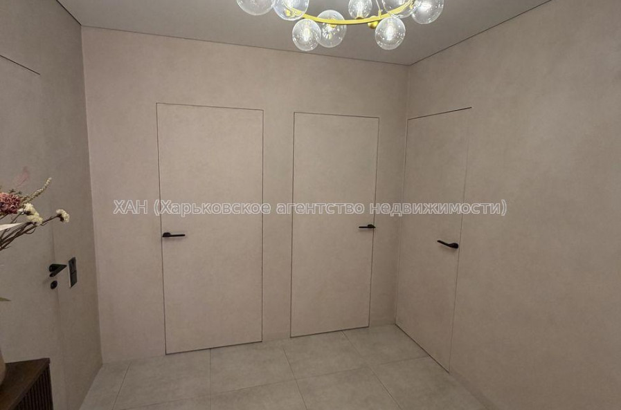 Продам квартиру, Мозаичный пер. , 4 кім., 80 м², авторский дизайн 