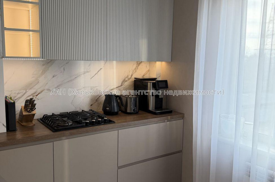 Продам квартиру, Мозаичный пер. , 4 кім., 80 м², авторский дизайн 