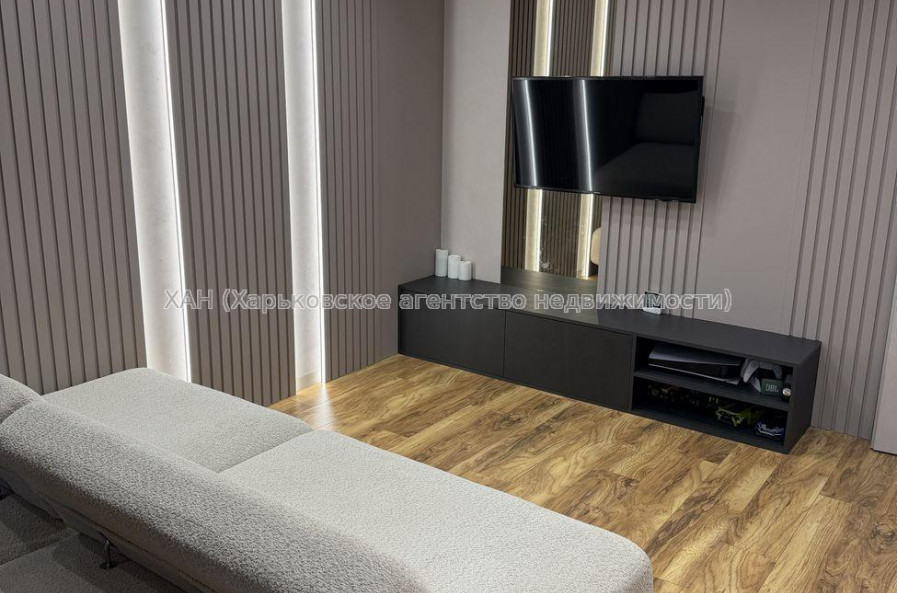 Продам квартиру, Мозаичный пер. , 4 кім., 80 м², авторский дизайн 