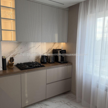 Продам квартиру, Мозаичный пер. , 4 кім., 80 м², авторский дизайн 