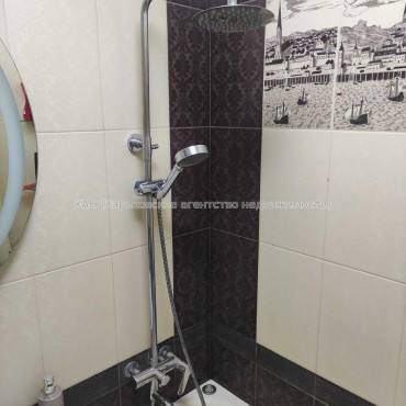 Продам квартиру, Гвардейцев Широнинцев ул. , 2 кім., 45 м², евроремонт 