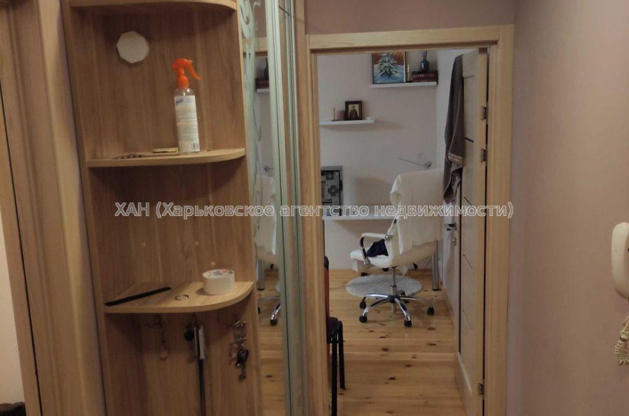 Продам квартиру, Гвардейцев Широнинцев ул. , 2 кім., 45 м², евроремонт 