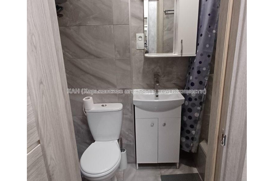 Продам квартиру, Хмельницкого Богдана ул. , 1 кім., 23 м², евроремонт 