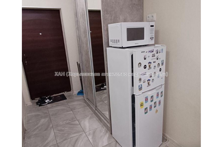 Продам квартиру, Хмельницкого Богдана ул. , 1 кім., 23 м², евроремонт 