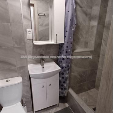 Продам квартиру, Хмельницкого Богдана ул. , 1 кім., 23 м², евроремонт 