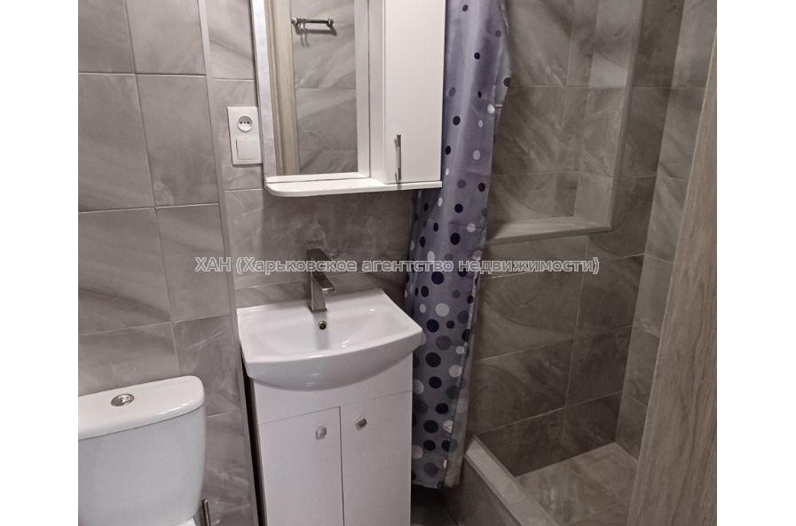 Продам квартиру, Хмельницкого Богдана ул. , 1 кім., 23 м², евроремонт 