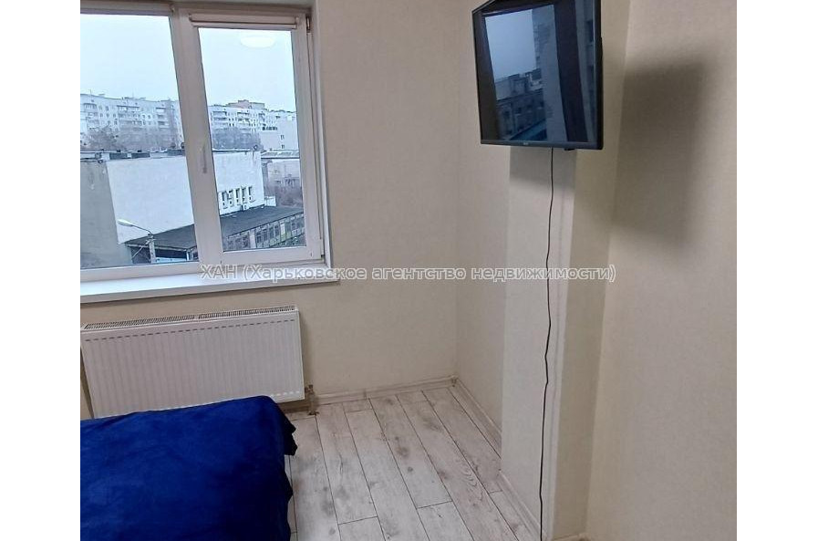 Продам квартиру, Хмельницкого Богдана ул. , 1 кім., 23 м², евроремонт 