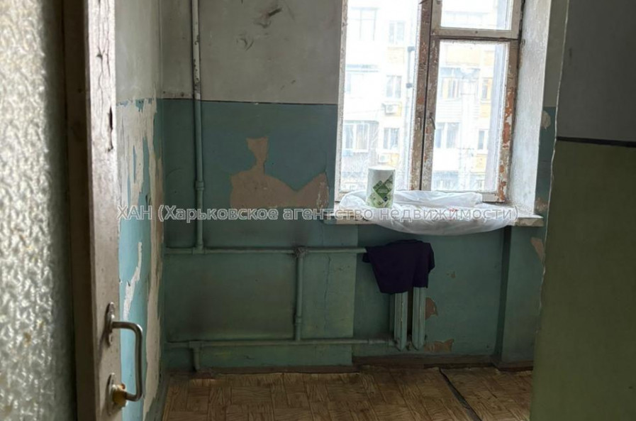 Продам квартиру, Героев Харькова просп. , 1  ком., 30 м², советский ремонт 