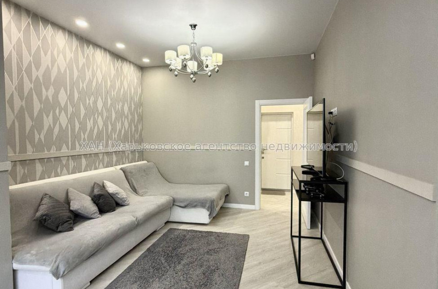 Продам квартиру, Клеменова Дача ул. , 2 кім., 68 м², авторский дизайн 