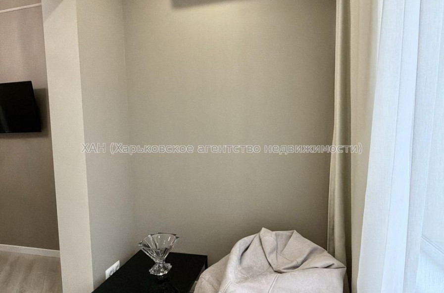 Продам квартиру, Клеменова Дача ул. , 2 кім., 68 м², авторский дизайн 