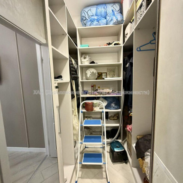 Продам квартиру, Клеменова Дача ул. , 2 кім., 68 м², авторский дизайн 