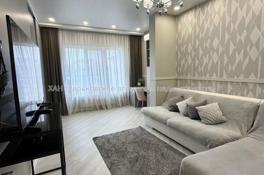 Продам квартиру, Клеменова Дача ул. , 2 кім., 68 м², авторский дизайн 