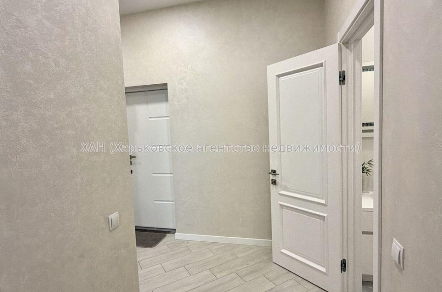 Продам квартиру, Клеменова Дача ул. , 2 кім., 68 м², авторский дизайн 