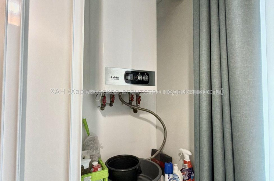 Продам квартиру, Клеменова Дача ул. , 2 кім., 68 м², авторский дизайн 