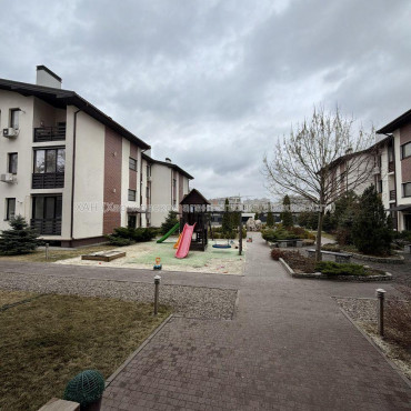 Продам квартиру, Клеменова Дача ул. , 2 кім., 68 м², авторский дизайн 