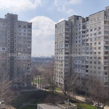 Продам квартиру, Большая Кольцевая ул. , 138 , 2  ком., 45.30 м², капитальный ремонт 