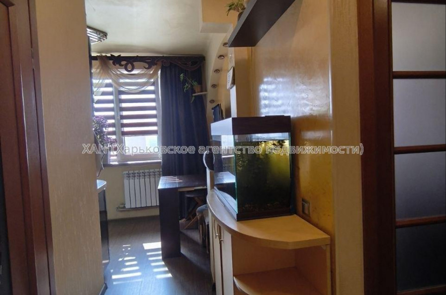 Продам квартиру, Большая Кольцевая ул. , 138 , 2  ком., 45.30 м², капитальный ремонт 