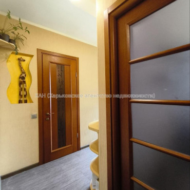 Продам квартиру, Большая Кольцевая ул. , 138 , 2  ком., 45.30 м², капитальный ремонт 