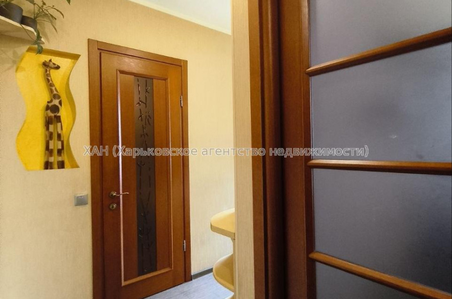 Продам квартиру, Большая Кольцевая ул. , 138 , 2  ком., 45.30 м², капитальный ремонт 