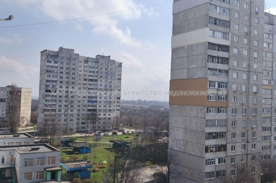 Продам квартиру, Большая Кольцевая ул. , 138 , 2  ком., 45.30 м², капитальный ремонт 