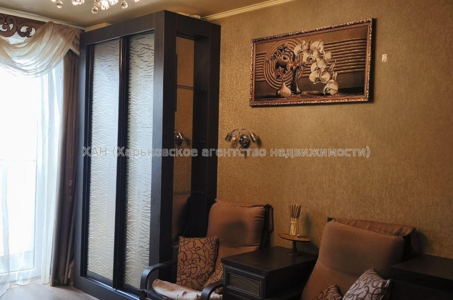 Продам квартиру, Большая Кольцевая ул. , 138 , 2  ком., 45.30 м², капитальный ремонт 