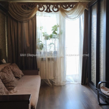 Продам квартиру, Большая Кольцевая ул. , 138 , 2  ком., 45.30 м², капитальный ремонт 