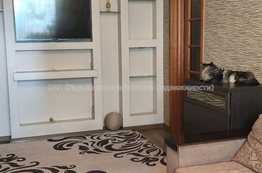 Продам квартиру, Большая Кольцевая ул. , 138 , 2  ком., 45.30 м², капитальный ремонт 