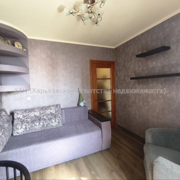 Продам квартиру, Большая Кольцевая ул. , 138 , 2  ком., 45.30 м², капитальный ремонт 