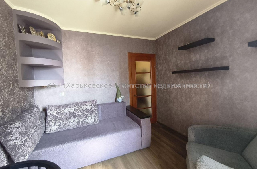Продам квартиру, Большая Кольцевая ул. , 138 , 2  ком., 45.30 м², капитальный ремонт 