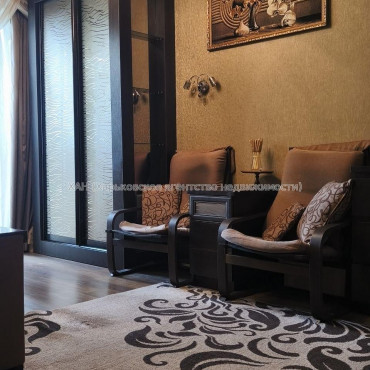 Продам квартиру, Большая Кольцевая ул. , 138 , 2  ком., 45.30 м², капитальный ремонт 