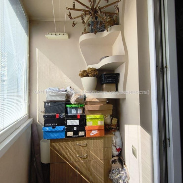 Продам квартиру, Большая Кольцевая ул. , 138 , 2  ком., 45.30 м², капитальный ремонт 