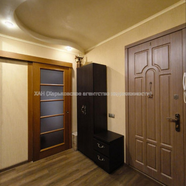 Продам квартиру, Большая Кольцевая ул. , 138 , 2  ком., 45.30 м², капитальный ремонт 