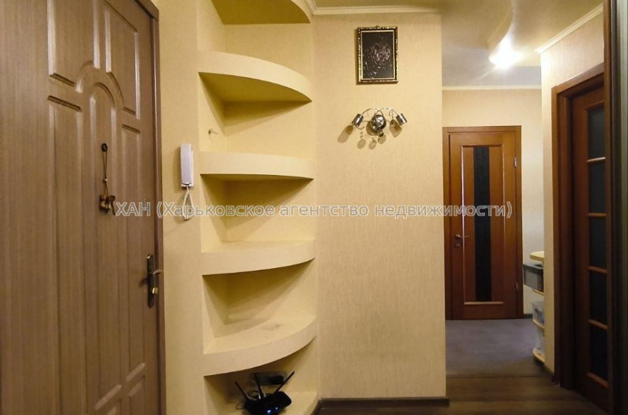 Продам квартиру, Большая Кольцевая ул. , 138 , 2  ком., 45.30 м², капитальный ремонт 