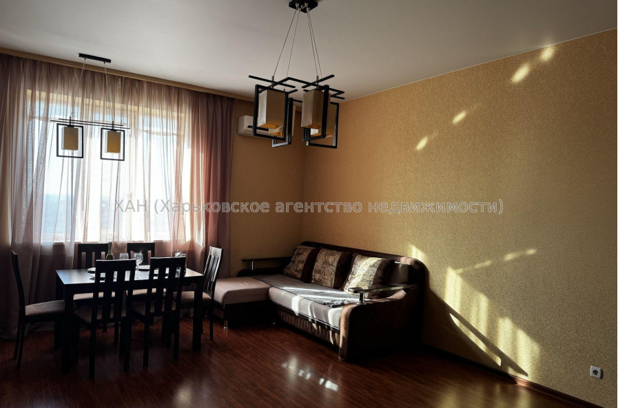 Продам квартиру, Науки просп. , 3  ком., 102 м², евроремонт 